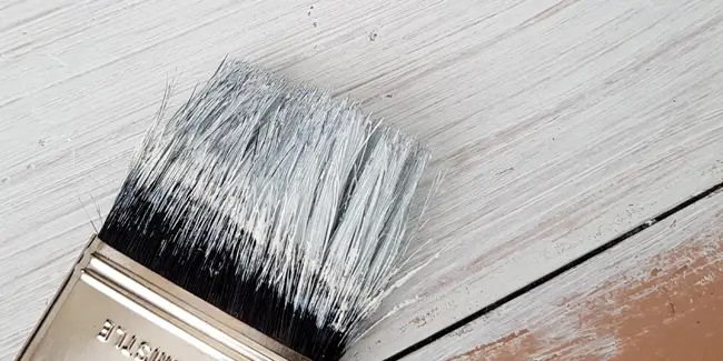 what kind of paint on wood